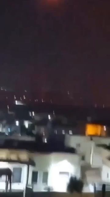 Множественные прилёты иранских баллистических и гиперзвуковых ракет по израильским городам сегодня смотреть онлайн