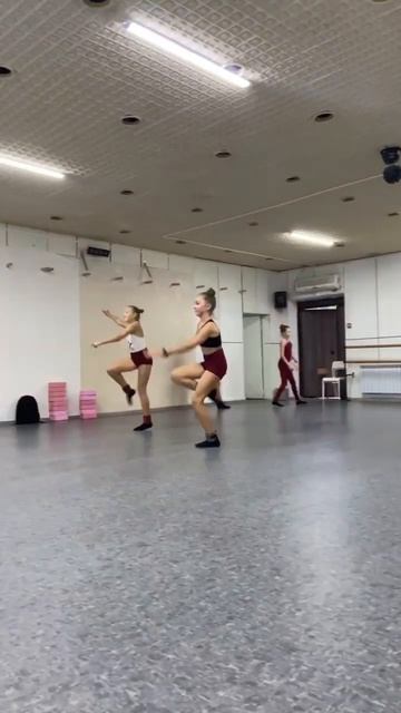 Работа над прыжками смотреть онлайн