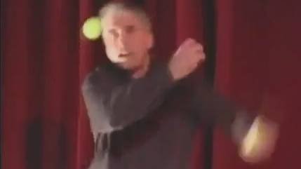 FatboySlim - That Old Pair of Jeans смотреть онлайн