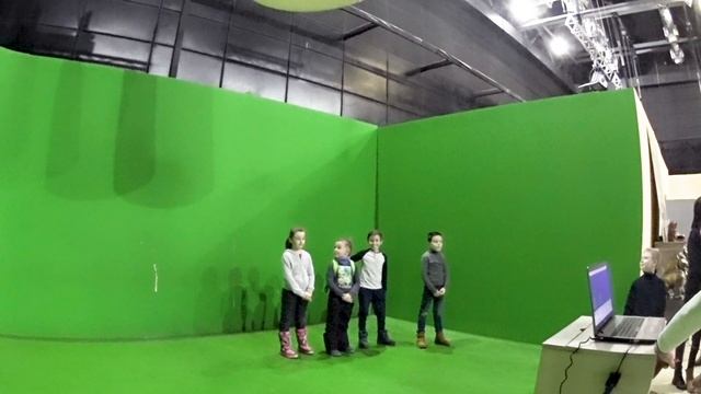 Экскурсия на киностудию "Кинополис"/ Киношные места Петербурга смотреть онлайн