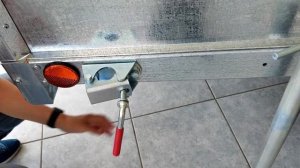 Установка опорных стоек на легковой прицеп #курганскиеприцепы