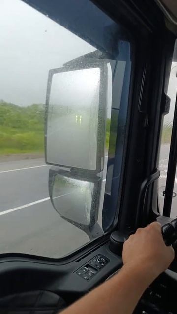 страна огромная а бидрилы везде одинаковые смотреть онлайн