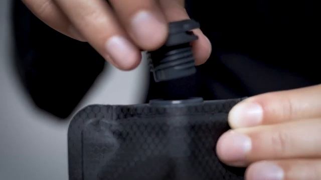 Matador® Flatpak™ Toiletry Bottle Demo смотреть онлайн