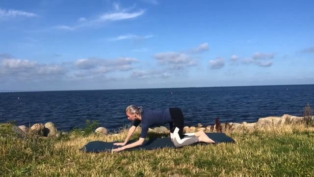 Эффективная растяжка, укрепляющая спину и плечи