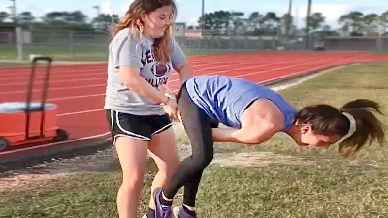 #34 😆😆😆 НЕВОЗМОЖНО ОСТАНОВИТЬСЯ 🤣САМЫЕ ТОПОВЫЕ СМЕШНЫЕ МОМЕНТЫ / ПОПРОБУЙ НЕ ЗАСМЕЯТЬСЯ😆😆😆 смотреть онлайн