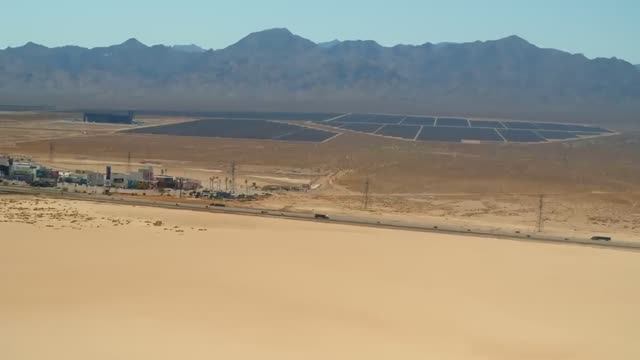 Энергия из ничего: ĸаĸ я спасся в пустыне Невада с помощью солнечных батарей! смотреть онлайн