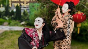 Изысканный японский танец "Самурай и гейша" в стиле театра Кабуки: танец с веером, зонтиком и мечом