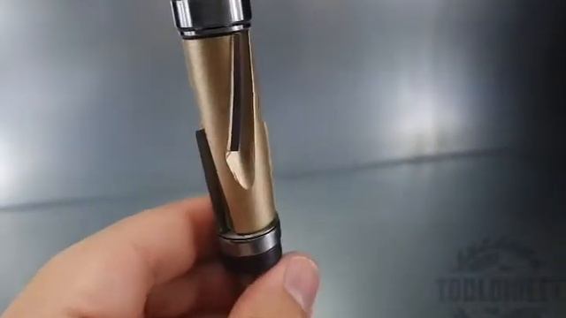 Фреза кромочная обгонного типа с двунаправленным резом подшип.： верх⧸ниж. для ручного фрезера Z=2 смотреть онлайн