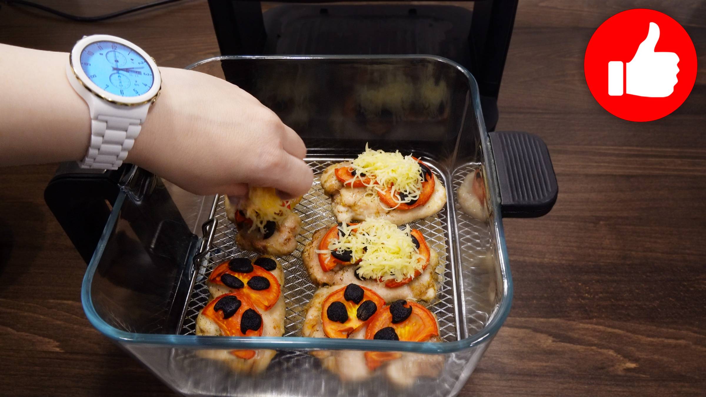 Мой вкусный ужин. Едим с большим удовольствием. Курица в аэрогриле Red G500 смотреть онлайн