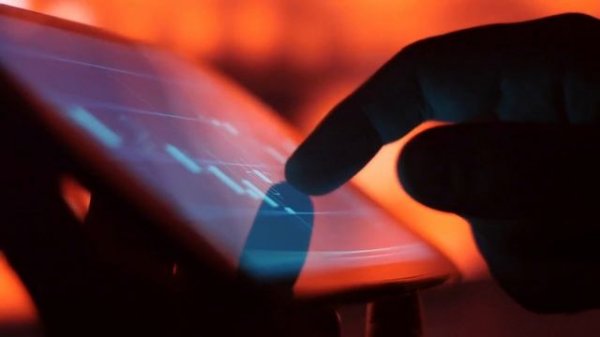 How TOPFIN HOLDING S.A. Supports New Traders Through Education and Tools -