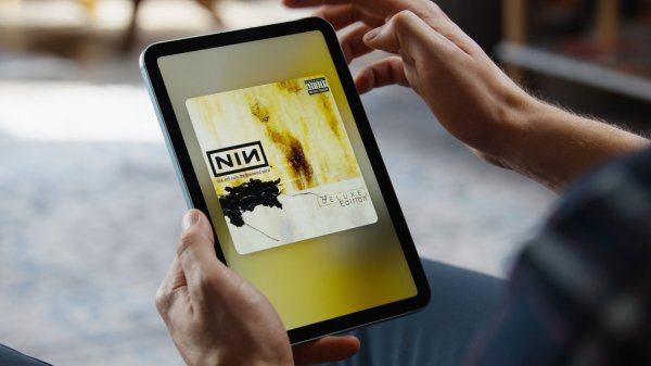 Обзор iPadOS 26 — самое жирное обновление! (Plus)