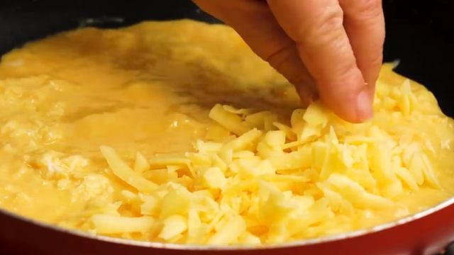 VkusniyDen этот завтрак я готова есть каждый день: омлет с сыром и ветчиной