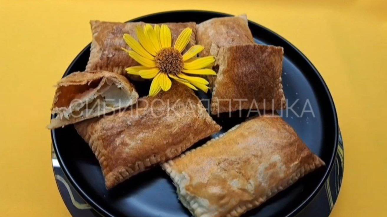 Сладкие пирожки 🍓🍒 из слоеного теста - быстрый и простой рецепт