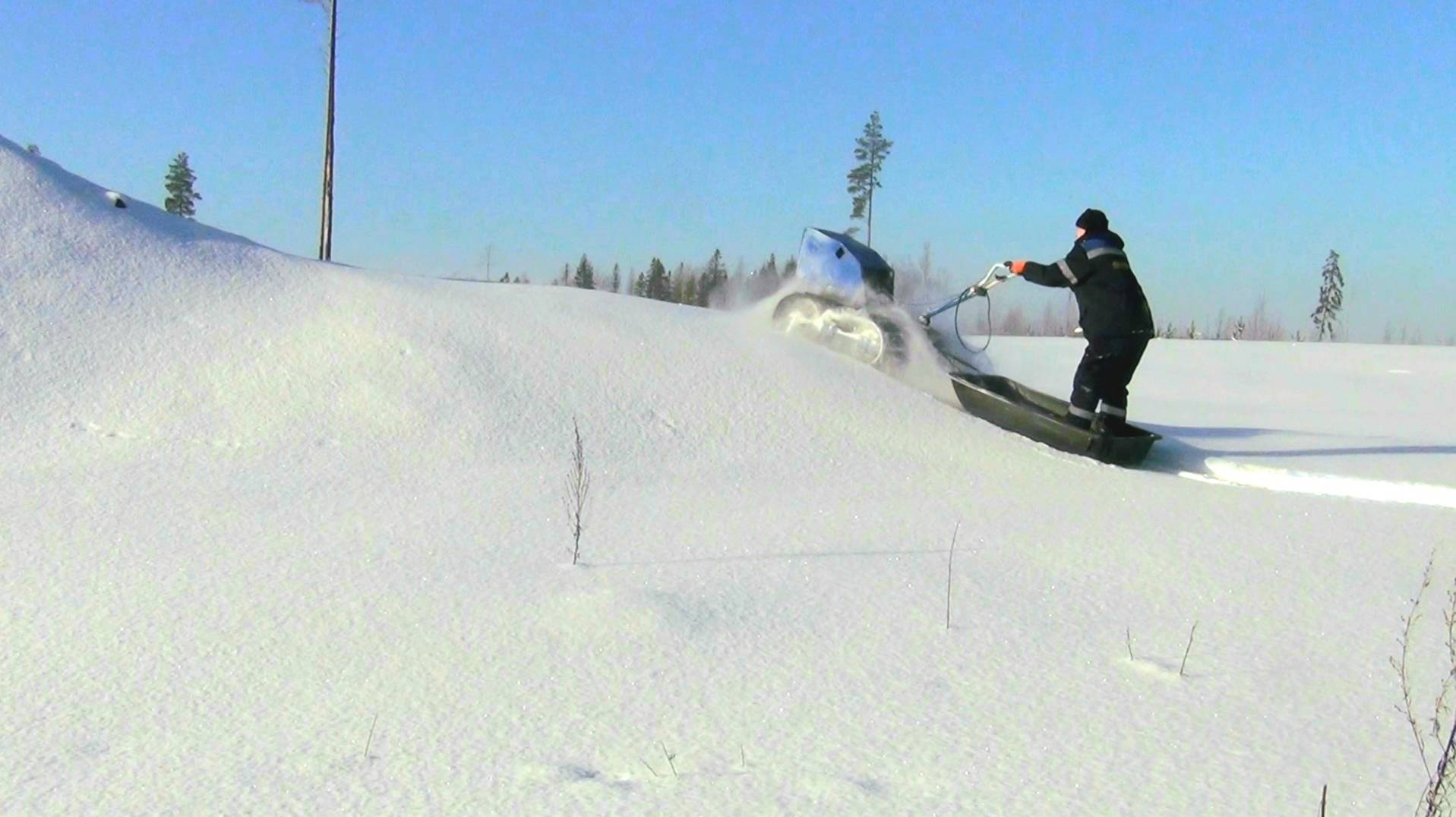 САМЫЙ проходимый мотоблок на гусеничном ходу стал ещё лучше!! Устранил детские болячки!! Стоит ли ег смотреть онлайн