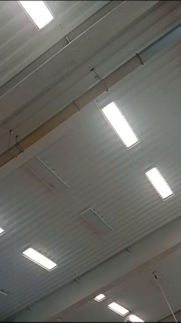Новая Новокузнецкая школа тонет после дождя