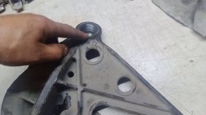 Рычаги Сузуки. Установка  съёмных шаровых.