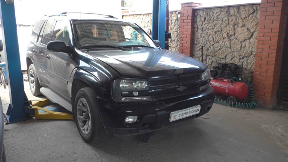 Замена сайлентблоков нижнего рычага на Шевроле Трейлблейзер 4,2 Chevrolet TrailBlazer 2007