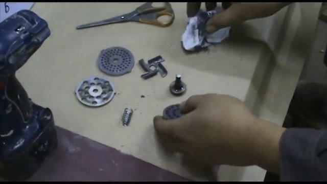 Мясорубку - купил, а Мозги не купил. Хватит врать про заточку ножей мясорубки часть 2. смотреть онлайн