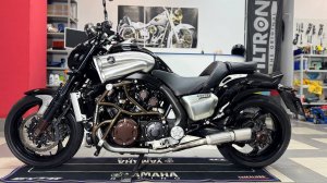 Yamaha V-MAX 1700