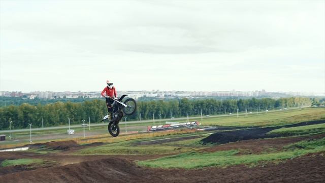 Кайфую от скорости +Лого