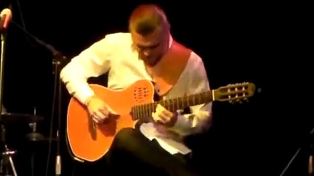 Современная классическая гитара - гитарист виртуоз  