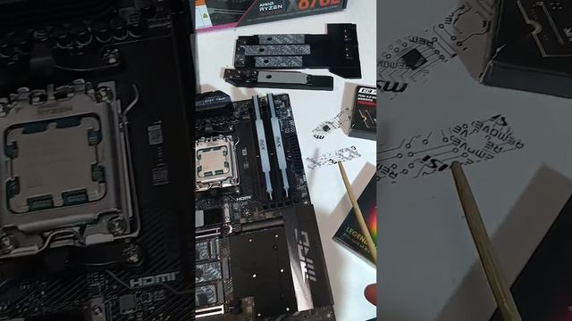 Так нельзя ставить SSD под радиатор? SSD M2 Gen5 Samsung 9100 PRO 2Tb и MSI MPG X870E CARBON WIFI. смотреть онлайн