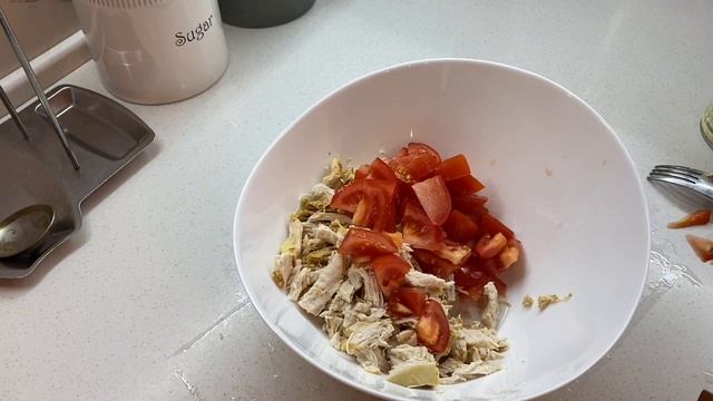 Салат из курицы и капусты Готовим со вкусом!