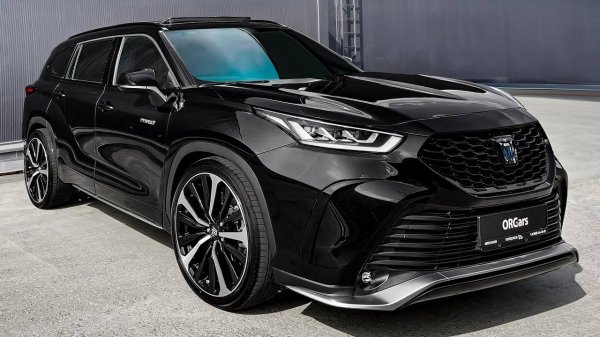 2025 Toyota Crown Kluger — Звук, Интерьер и Экстерьер