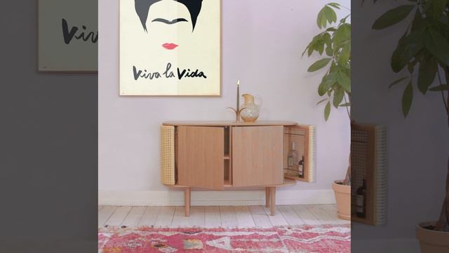 Комод Treasures 2 Doors Cabinet варианты использования