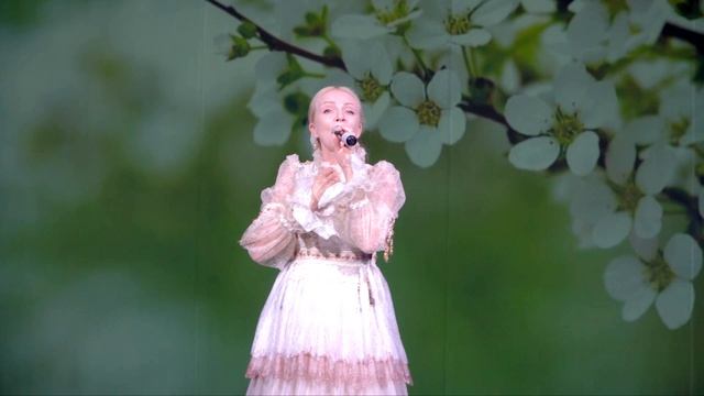 "Разноцветье" (стихи С.Юрасовой) и "Яблонька" (В.Орловецкий - Н.Беседин) смотреть онлайн