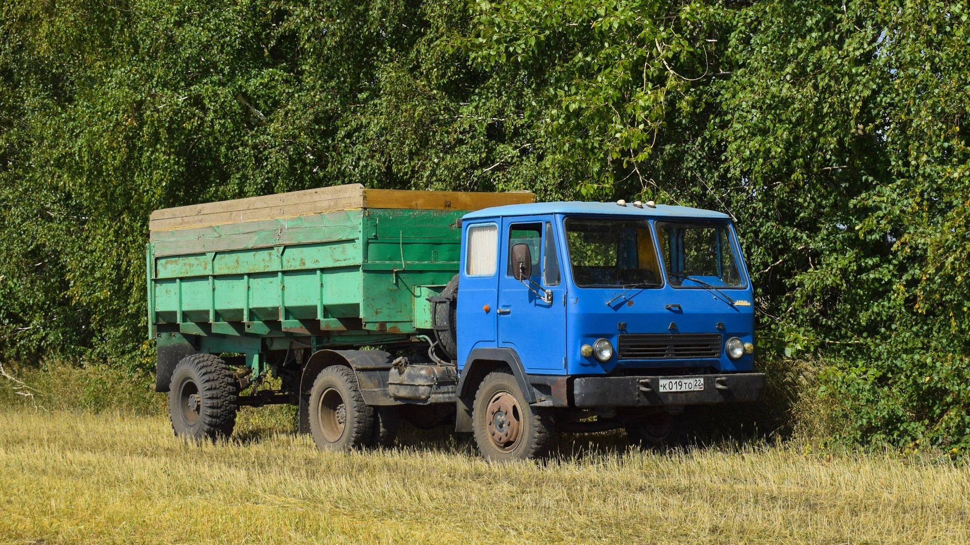 КАЗ-608В "Колхида". Покатушки по Белово. смотреть онлайн