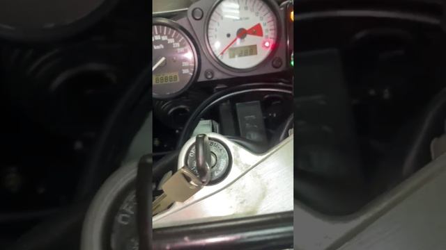 SUZUKI GSXR 750 (1996) SRAD смотреть онлайн