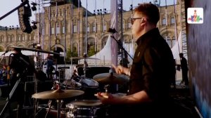 ЗВЕРОБОЙ - Добрый знак. Выступление на Красной Площади, Москва 05.06.2025