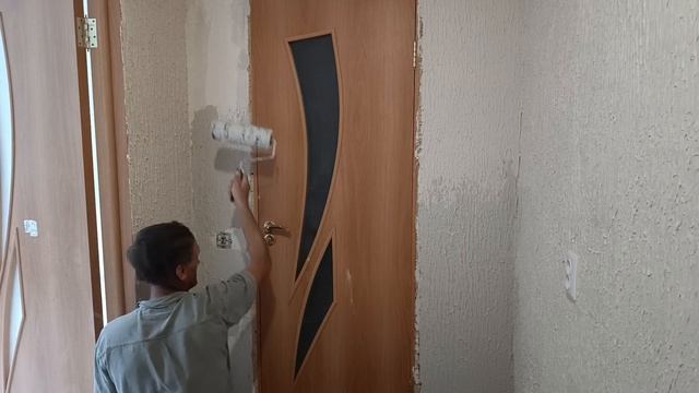 Отштукатурили все стены. Наводим порядок во дворе. Видео от родителей. Построили печь сушилки. смотреть онлайн