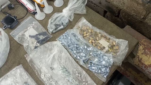 Осмотр купленного кит комплекта от производителя12палок, для дальнейшего перепака на 180 Catl