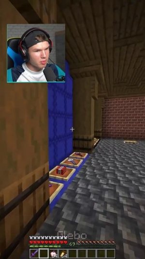 ТРАЛАЛА МЕСТЬ В MINECRAFT🤯 438% #shorts #шортс #minecraft #майнкрафт #вмайнкрафт #побег #lisfox