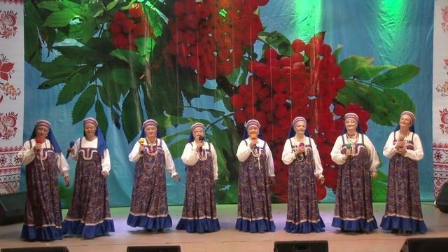 12 июня. Отчетный концерт народного ансамбля "Рябинушка" смотреть онлайн