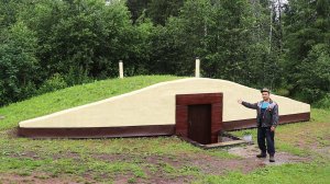 Доделал наконец-то насыпной бетонный погреб!