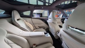 Avatr 11 116 kWh AWD 4 seats