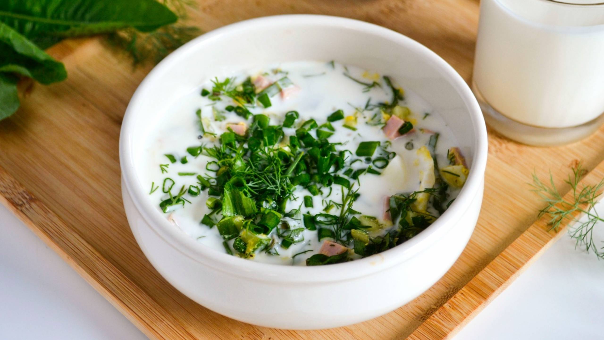 Зеленая ОКРОШКА с одуванчиками на кефире - польза в каждой ложке! смотреть онлайн