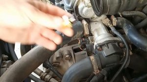 Замена датчика температуры охлаждающей жидкости Ваз 2112 (дтож) и заливка трансмиссионного масла.