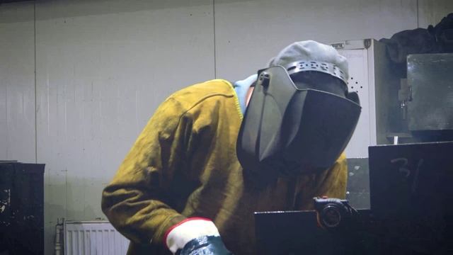 УралБензоТех. Производство мотобуксировщиков, мотоблоков и навесного оборудования.