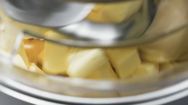 Планетарный миксер Robot Coupe RM8: делаем тесто для булочек бриошь, паннетоне и другой выпечки смотреть онлайн