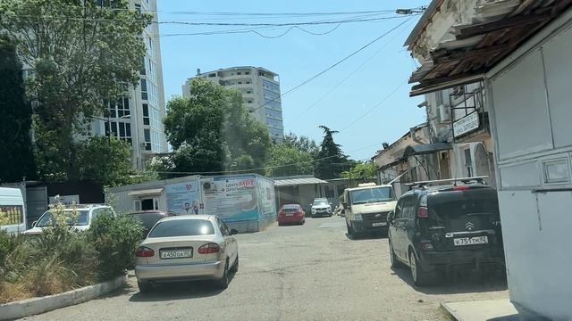 Ялта. По К.Маркса,Московской, Киевской ул.,до парковки возле автовокзала. 13.06.25.Крым.Crimea.Yalta смотреть онлайн