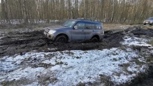 Паджеро 4*4 на лайте у Шаманов)