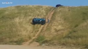 Поучительное видео как угробить "Ниву" на крутой горке