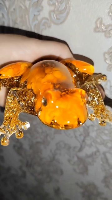 лягушка из эпоксидной смолы смотреть онлайн