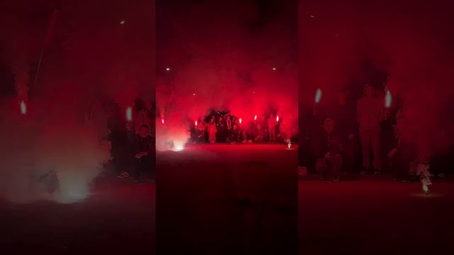 Оригинальное поздравление c выходом нового альбома группу Dabro с применением пиротехники. смотреть онлайн