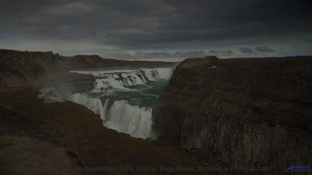 Эта композиция создана колебаниями мультивселенной - услышьте бесконечность! - The Water And The Wel
