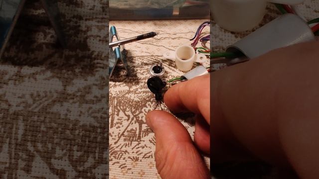 МКЭ-3 микрофон нутро